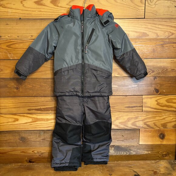 Boys Size 5 Winter Jacket & Snow Bibs - Picture 1 of 7